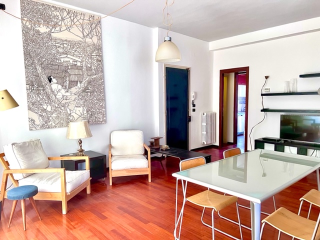 Casa Fronte Mura