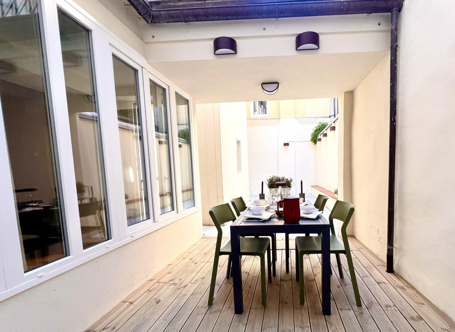 Courtyard 23