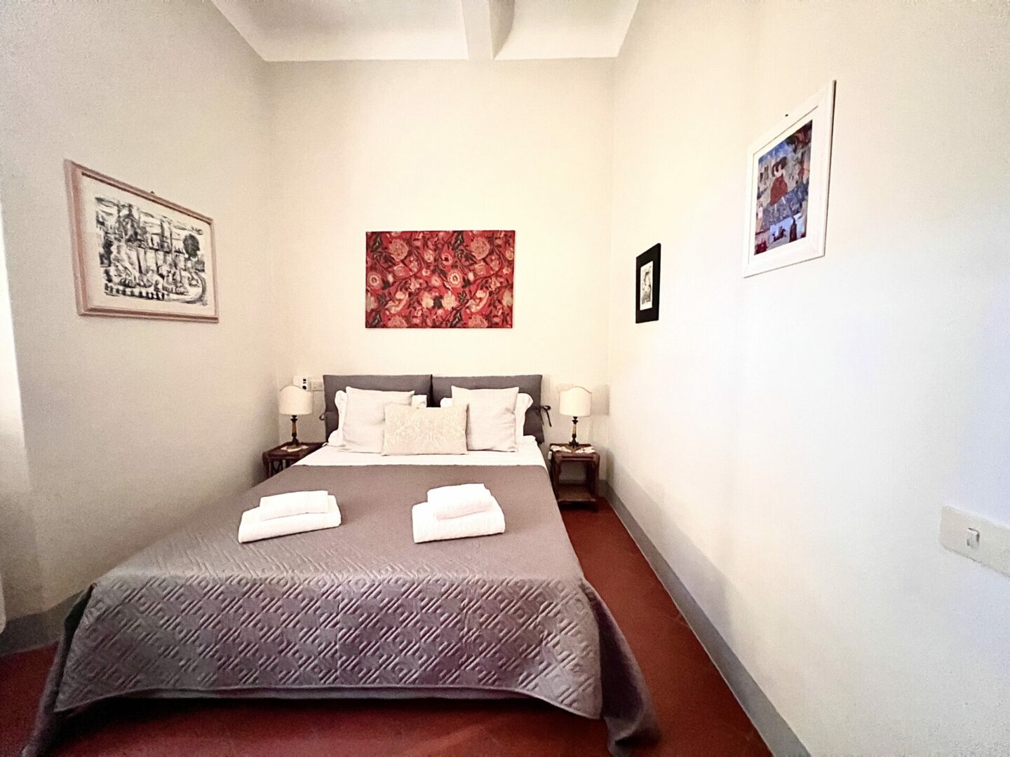 Central and cozy apartment in Lucca